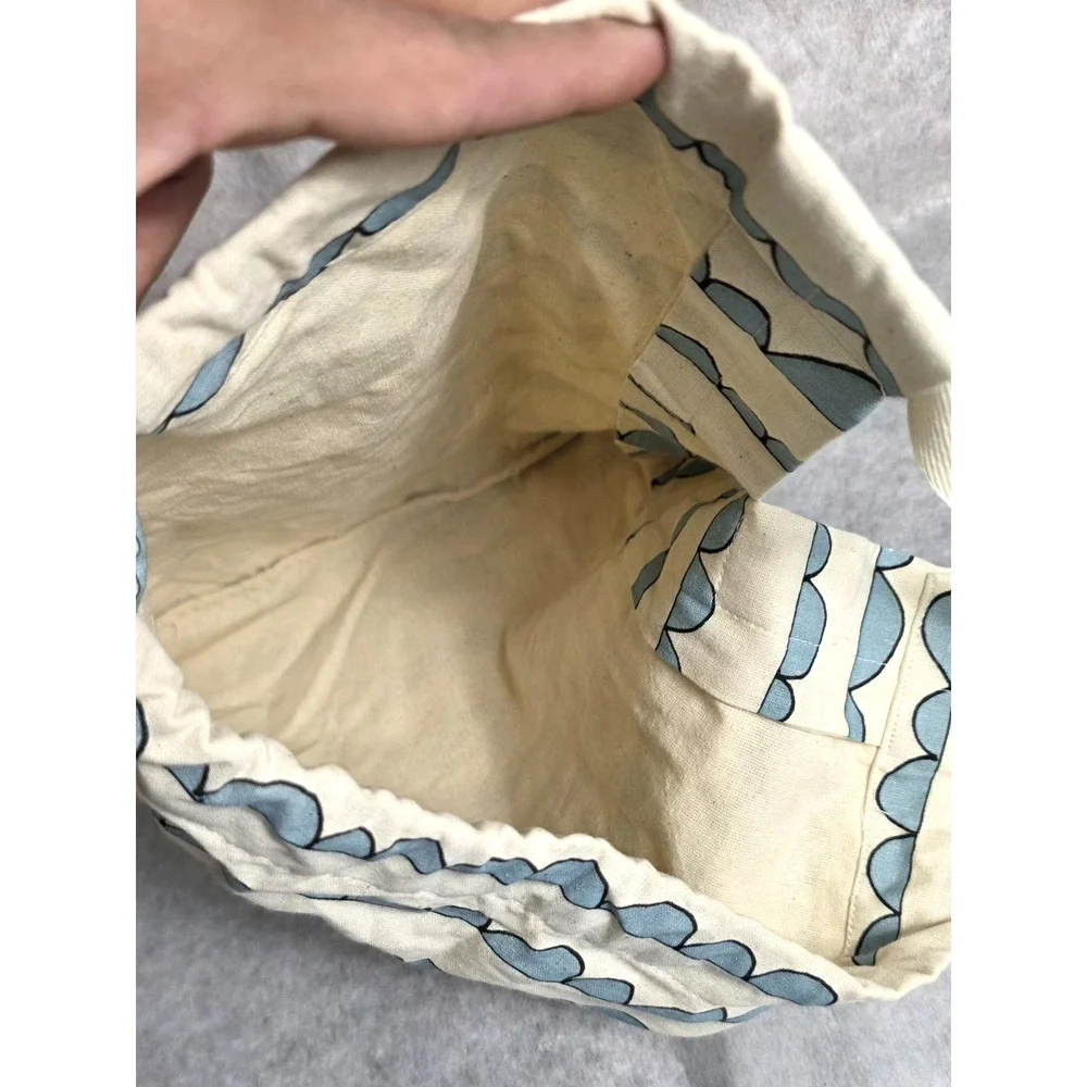 A Perfect Day NY Baby Set - Canvas Drawstring Bag, Bib & Burp Cloth - Blue Scall